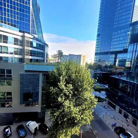 Centrum Jana Pawla Ii * وارسو